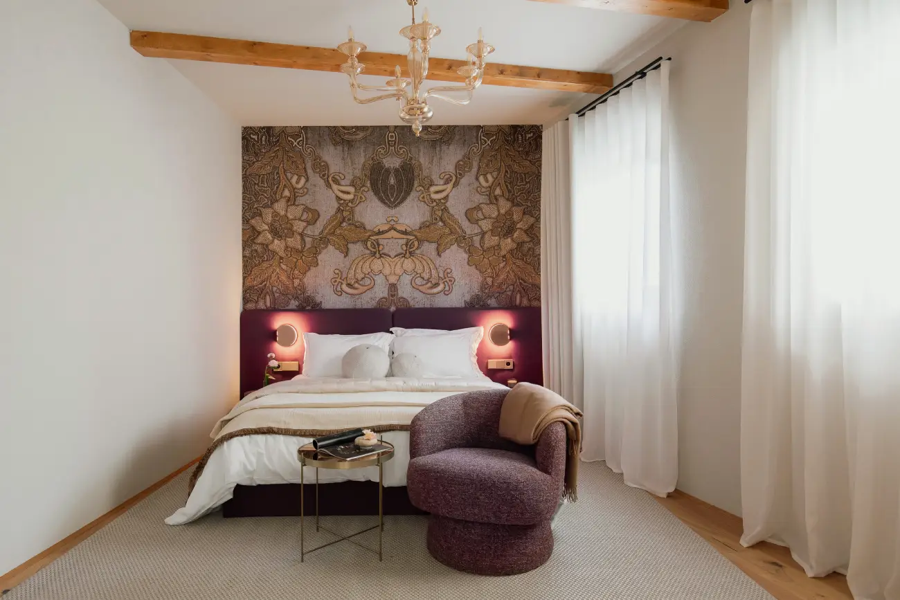 Bedroom-Room-Brika-photo